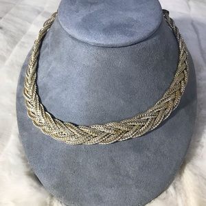 Erwin Pearl Choker